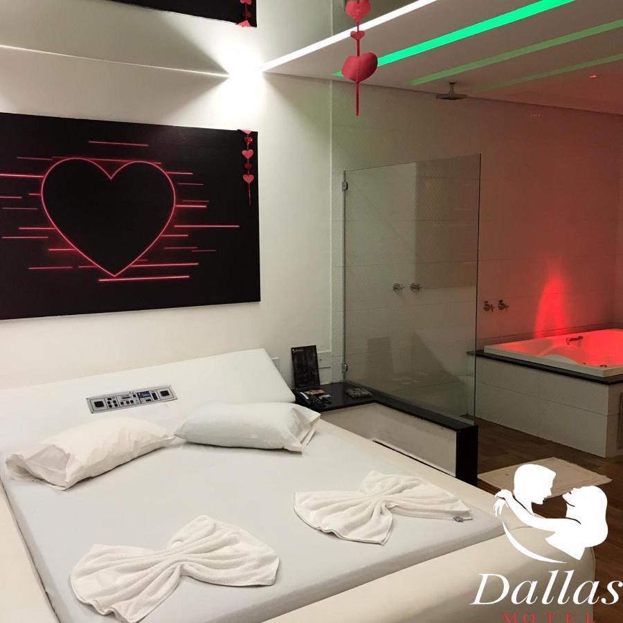 Dallas Motel Valparaiso de Goias Εξωτερικό φωτογραφία