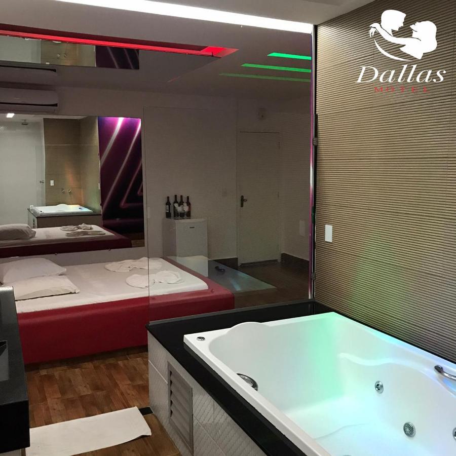 Dallas Motel Valparaiso de Goias Εξωτερικό φωτογραφία