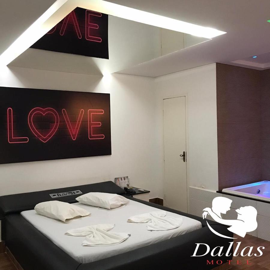 Dallas Motel Valparaiso de Goias Εξωτερικό φωτογραφία