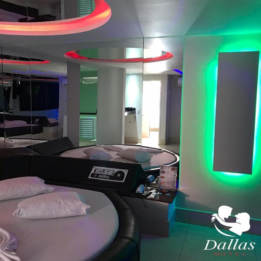 Dallas Motel Valparaiso de Goias Εξωτερικό φωτογραφία